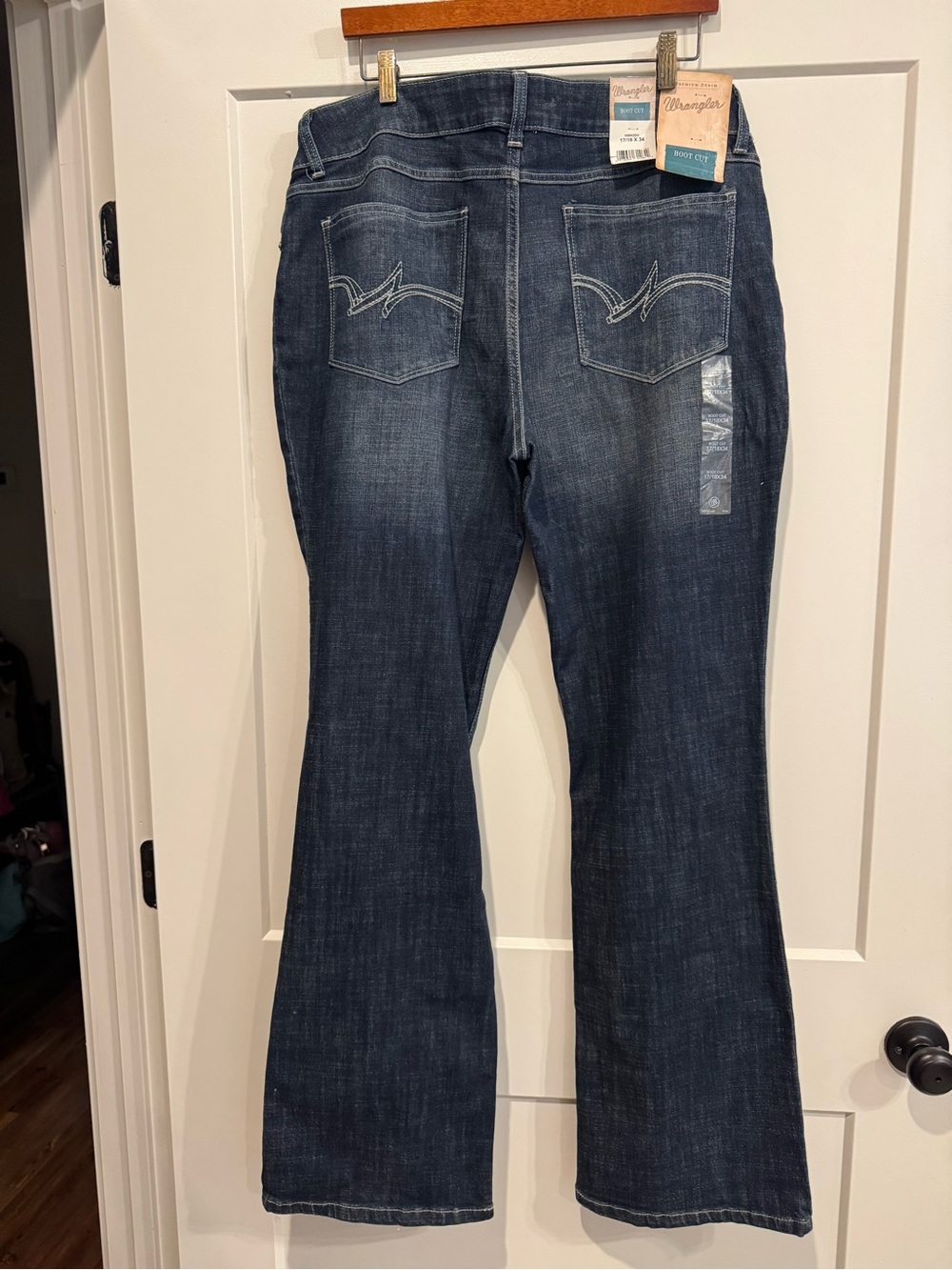 Wrangler Women's Indigo Boot Cut Jeans